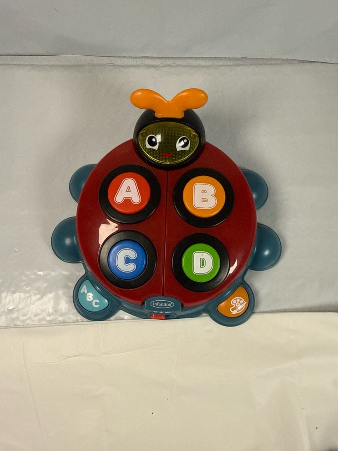 Infantino Alphabet & Colors Learning Beetle Musical Toy 1