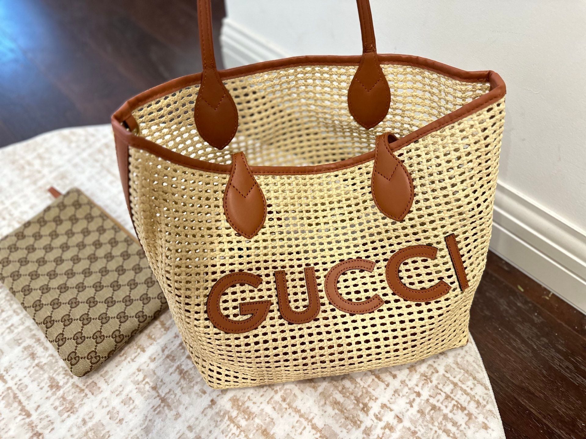 Gucci Leather-Trimmed Faux Raffia Logo Tote Bag with GG Supreme Pouch 3