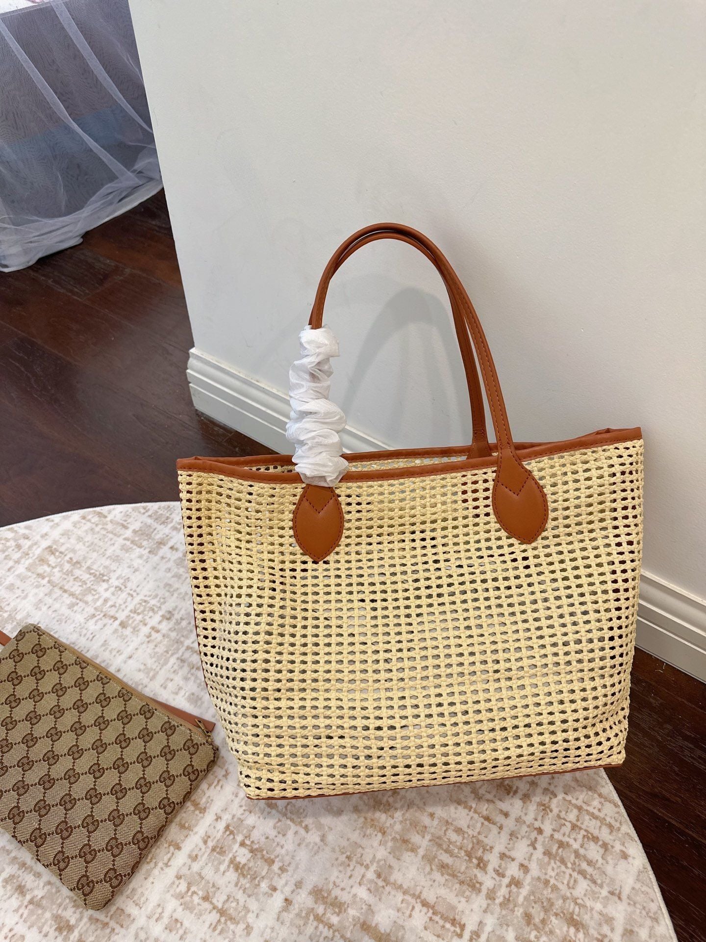 Gucci Leather-Trimmed Faux Raffia Logo Tote Bag with GG Supreme Pouch 8