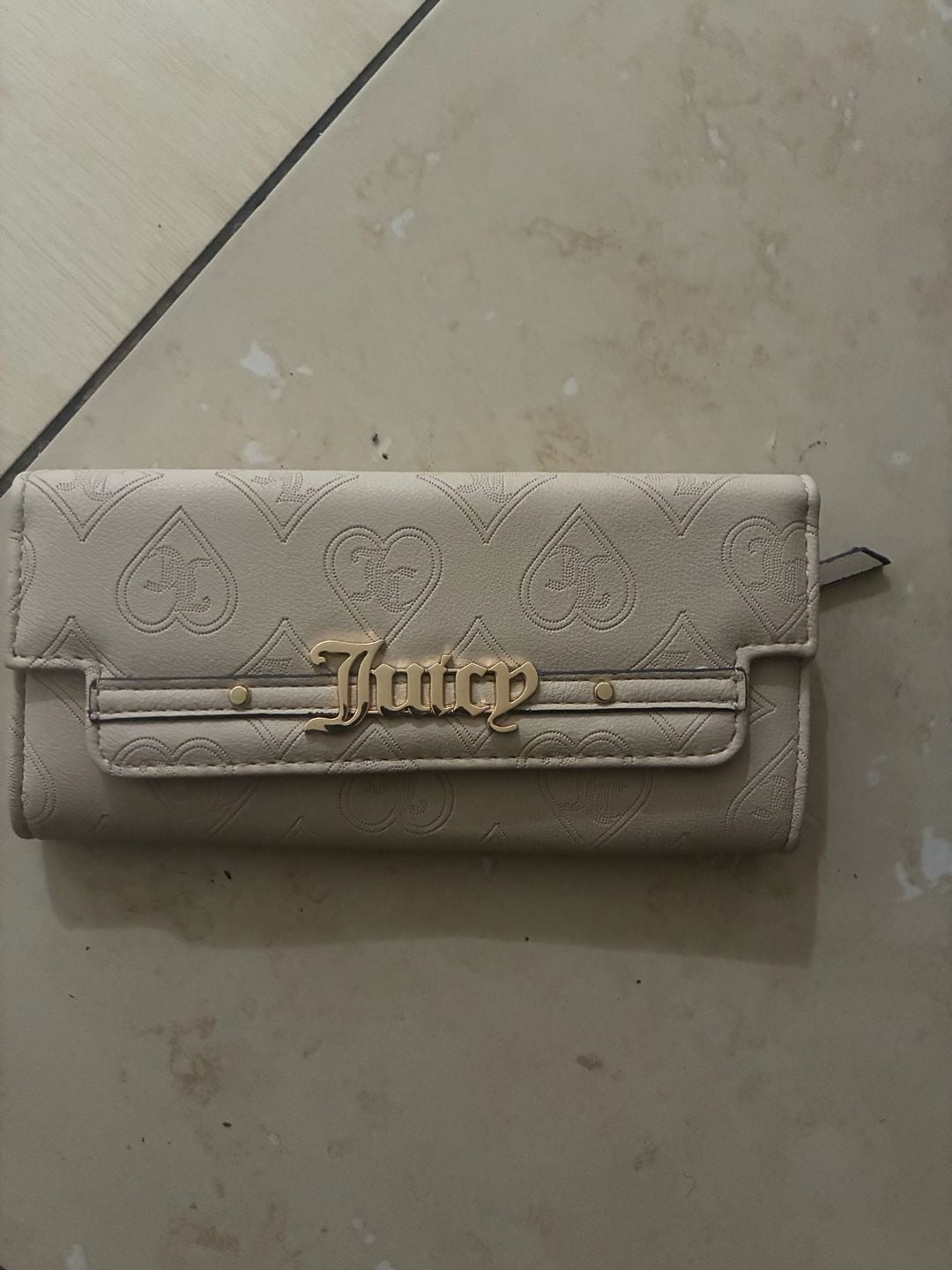 Juicy Couture Short & Sweet Single Gusset Heart Embossed Flap Clutch Wallet in Powder Blush 7