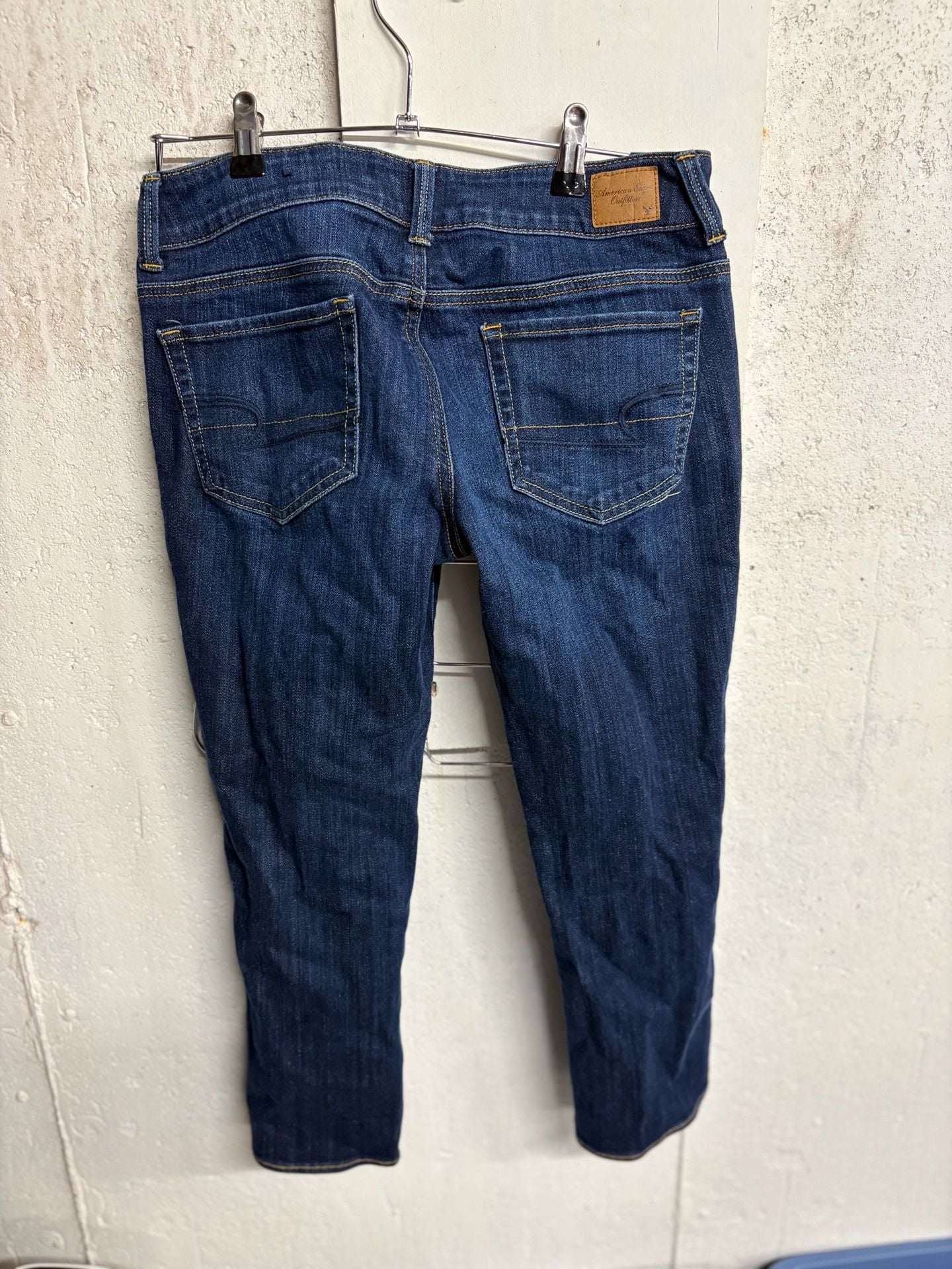 American Eagle Artist Stretch Dark Wash Crop Jeans Women's 6 3
