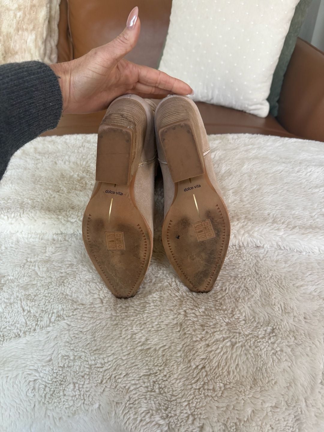 Dolce Vita Landen Western Boot in Dune Suede - size 8.5 6