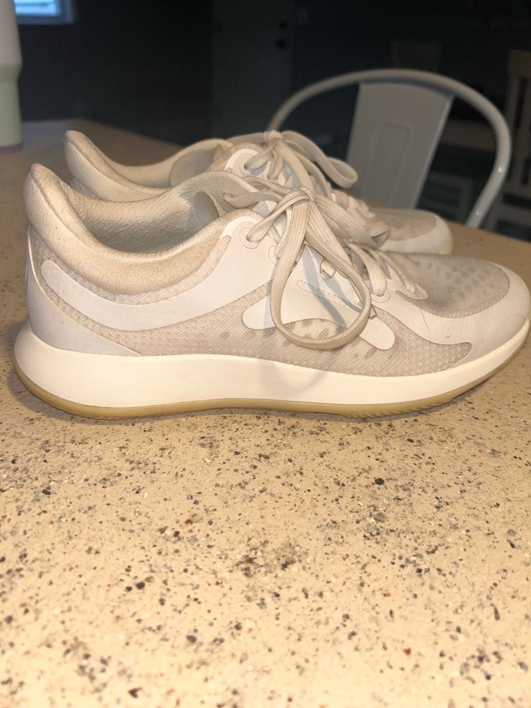 Lululemon Strongfeel Women's Training Shoes White Gum Sole Size 6.5 4