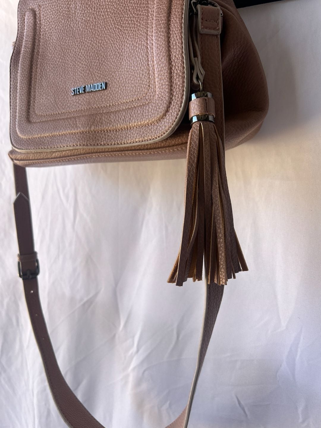 Steve Madden Taupe Pebbled Leather Tassel Crossbody Satchel 5