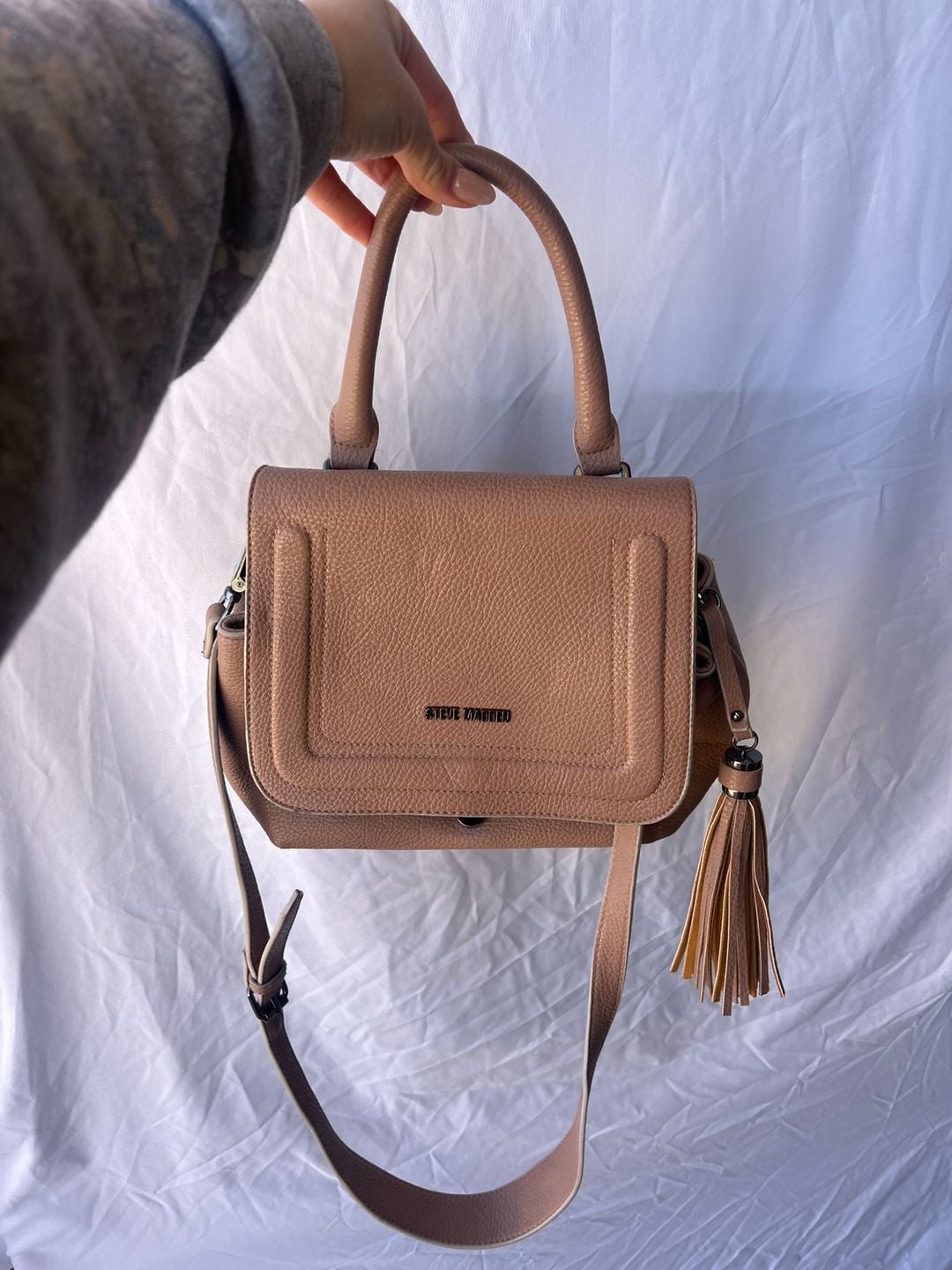 Steve Madden Taupe Pebbled Leather Tassel Crossbody Satchel 8