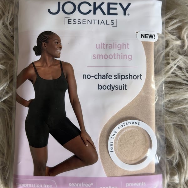 XL Jockey Essentials Women's Ultralight Smoothing Slipshort Bodysuit 