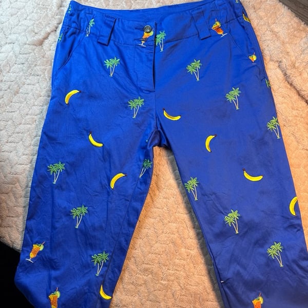 Loudmouth Golf Ladies Blue Embroidered Capri Pants Banana Palm Tree Cocktail