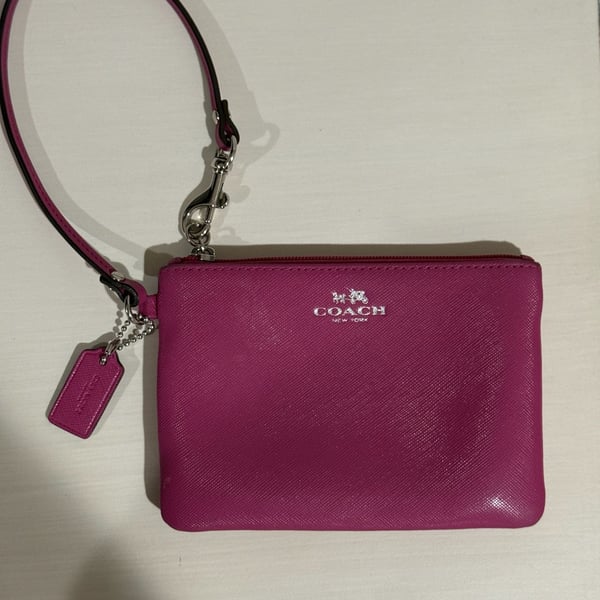 Coach Corner Zip Wristlet in Dark Fuchsia Crossgrain Leather