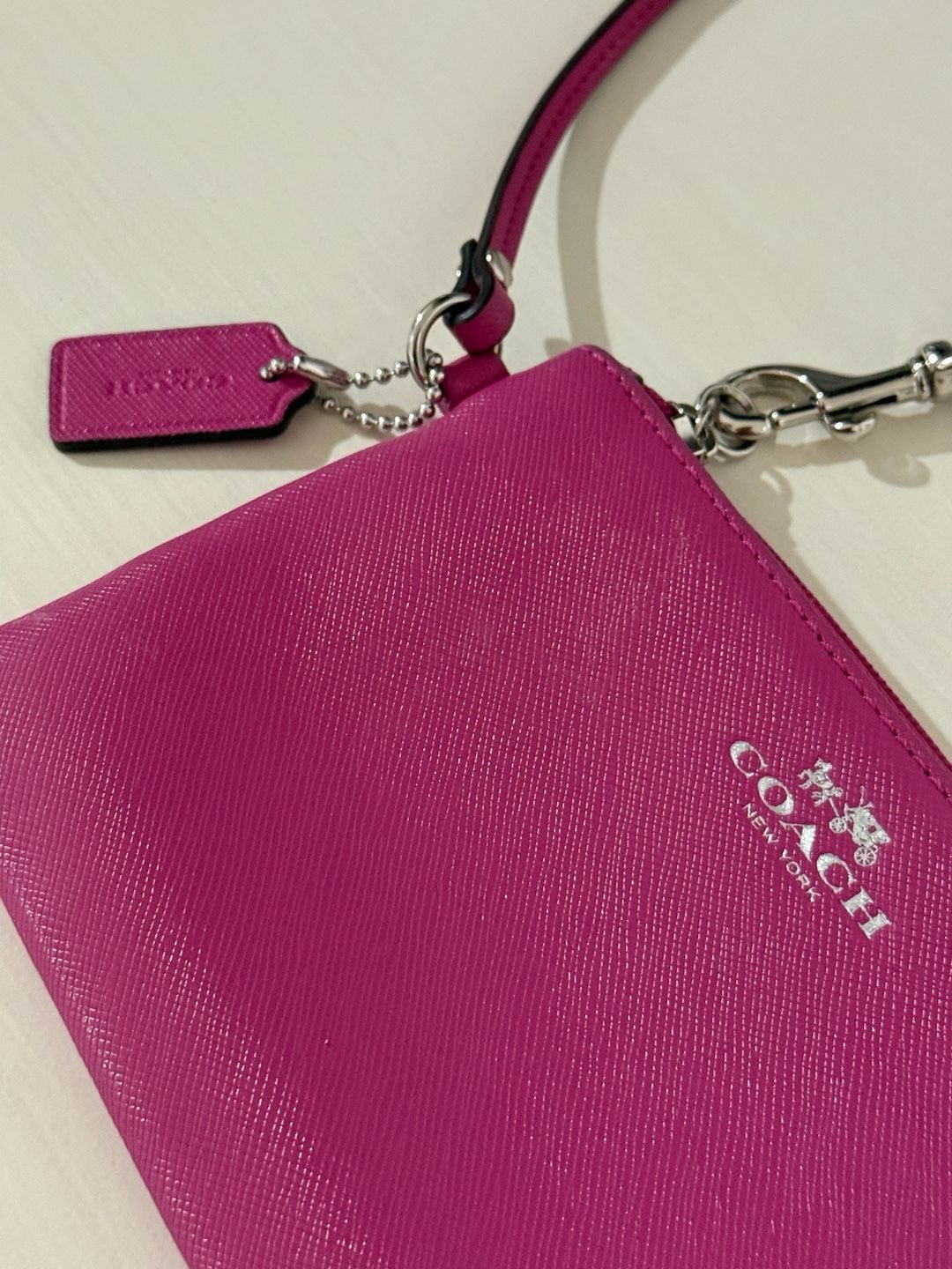 Coach Corner Zip Wristlet in Dark Fuchsia Crossgrain Leather 4