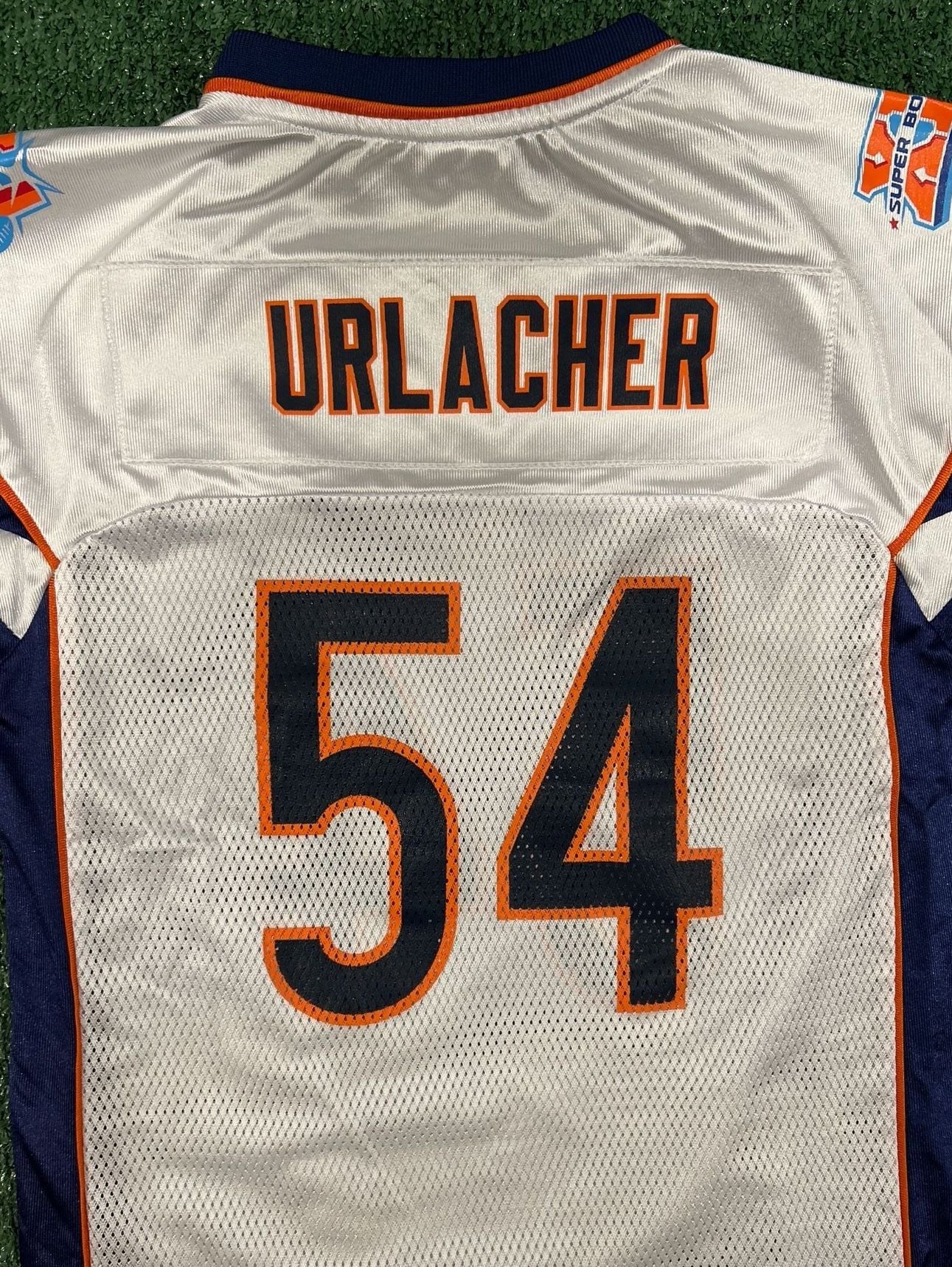 Vintage Brian Urlacher #54 Chicago Bears Youth Large Super Bowl XLI Jersey 5