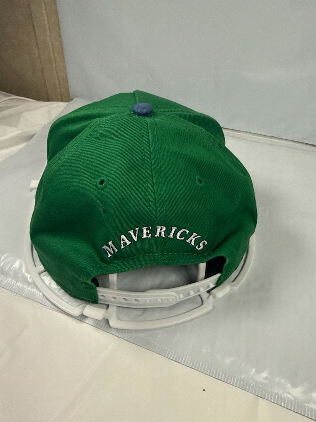 Dallas Mavericks Hardwood Classics Two-Tone Green and Navy Snapback Hat 4