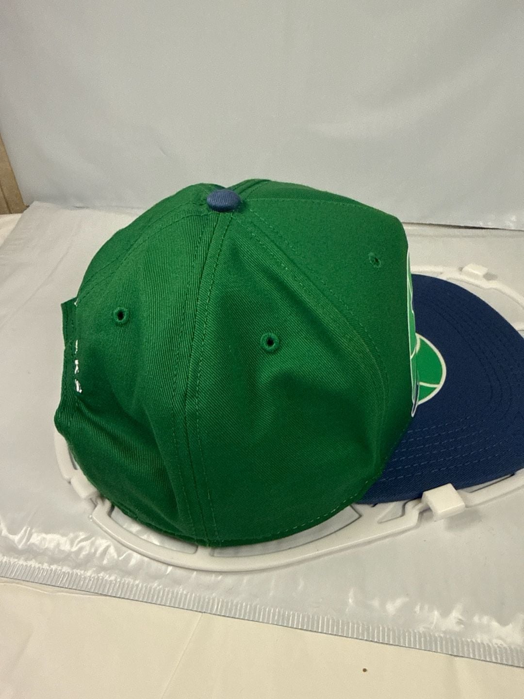Dallas Mavericks Hardwood Classics Two-Tone Green and Navy Snapback Hat 5