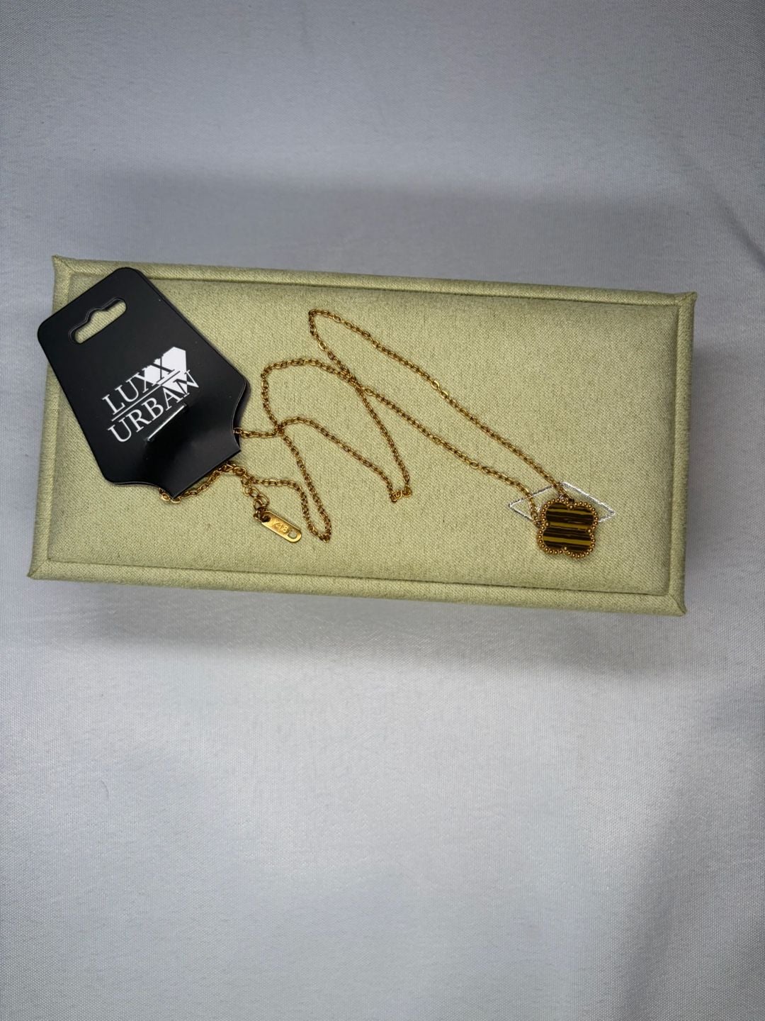 Tiger Eye Clover Pendant Necklace 18K Gold Plated 2