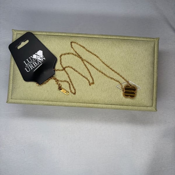 Tiger Eye Clover Pendant Necklace 18K Gold Plated