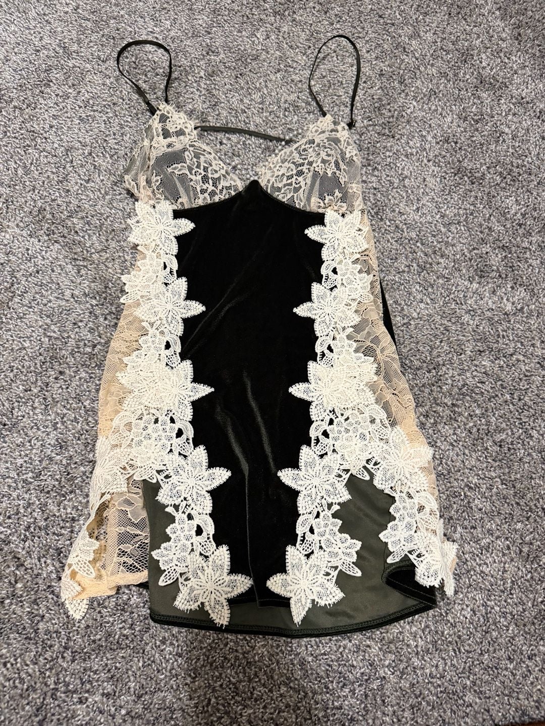 La Senza Black Velvet and Cream Lace Floral Applique Slip Dress 2