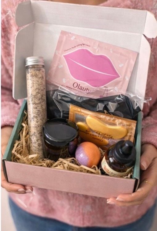 Beauty & Self Care Delights Gift Box Set with Lip & Eye Masks etc 4