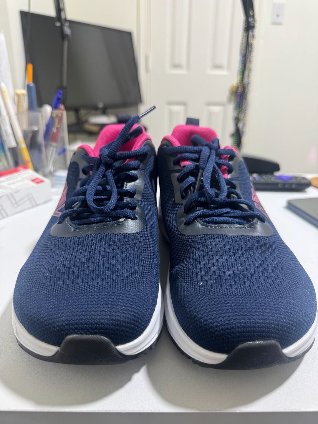 AOV Women's Wide Toe Box Walking Shoes with Arch Support Navy/Pink 9