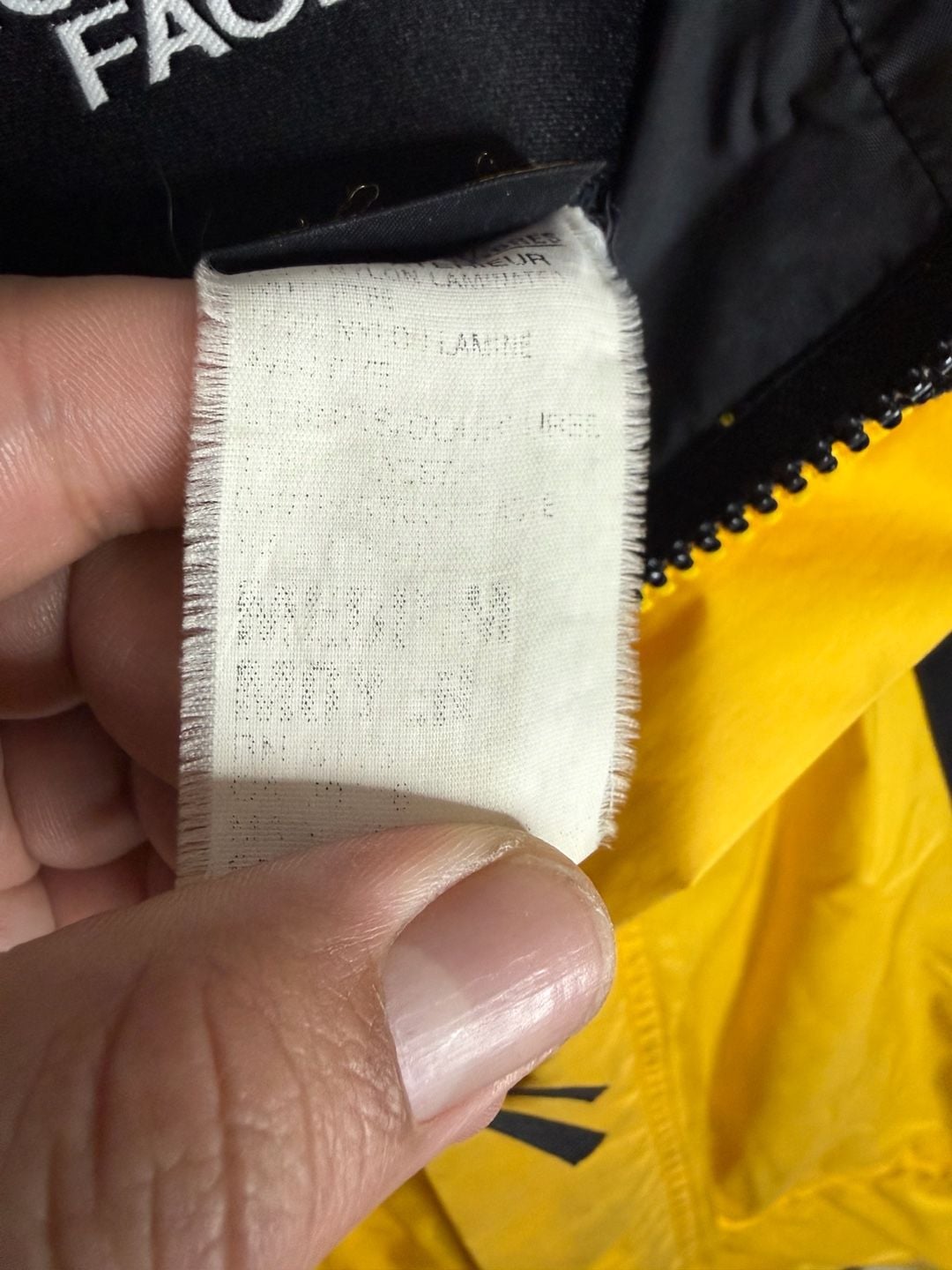 Vintage 90s The North Face Gore-Tex Mountain Light Jacket Yellow Black Medium 4