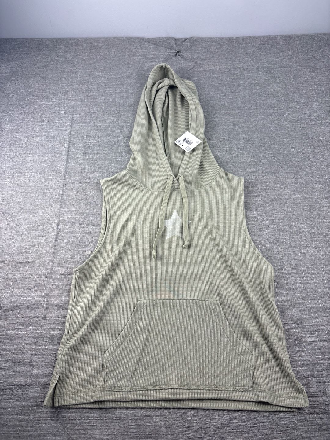 American Eagle Ziegler Sleeveless Waffle Knit Star Graphic Hoodie 2