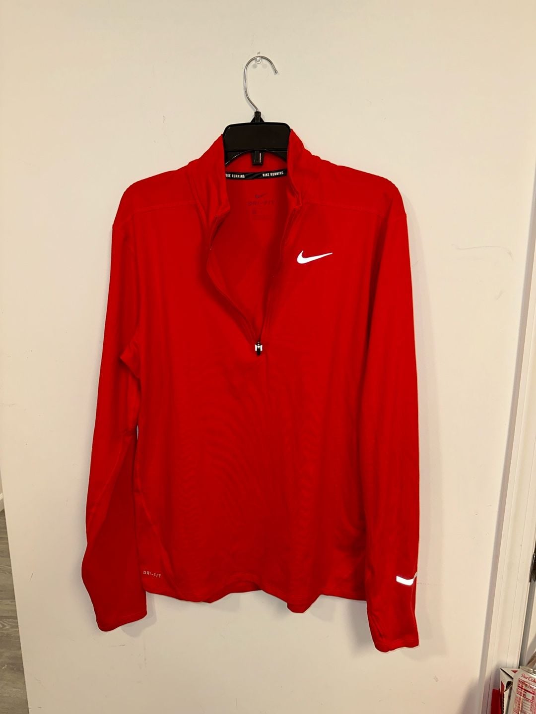 Nike Women's Dri-FIT Element Half-Zip Long Sleeve Running Top - Red 3