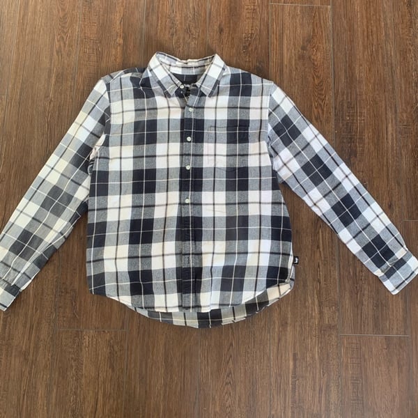 Stüssy Black and White Plaid Flannel Button Up Shirt - Size Medium, OF