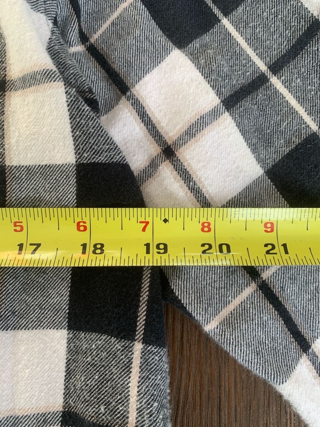 Stüssy Black and White Plaid Flannel Button Up Shirt - Size Medium, OF 5