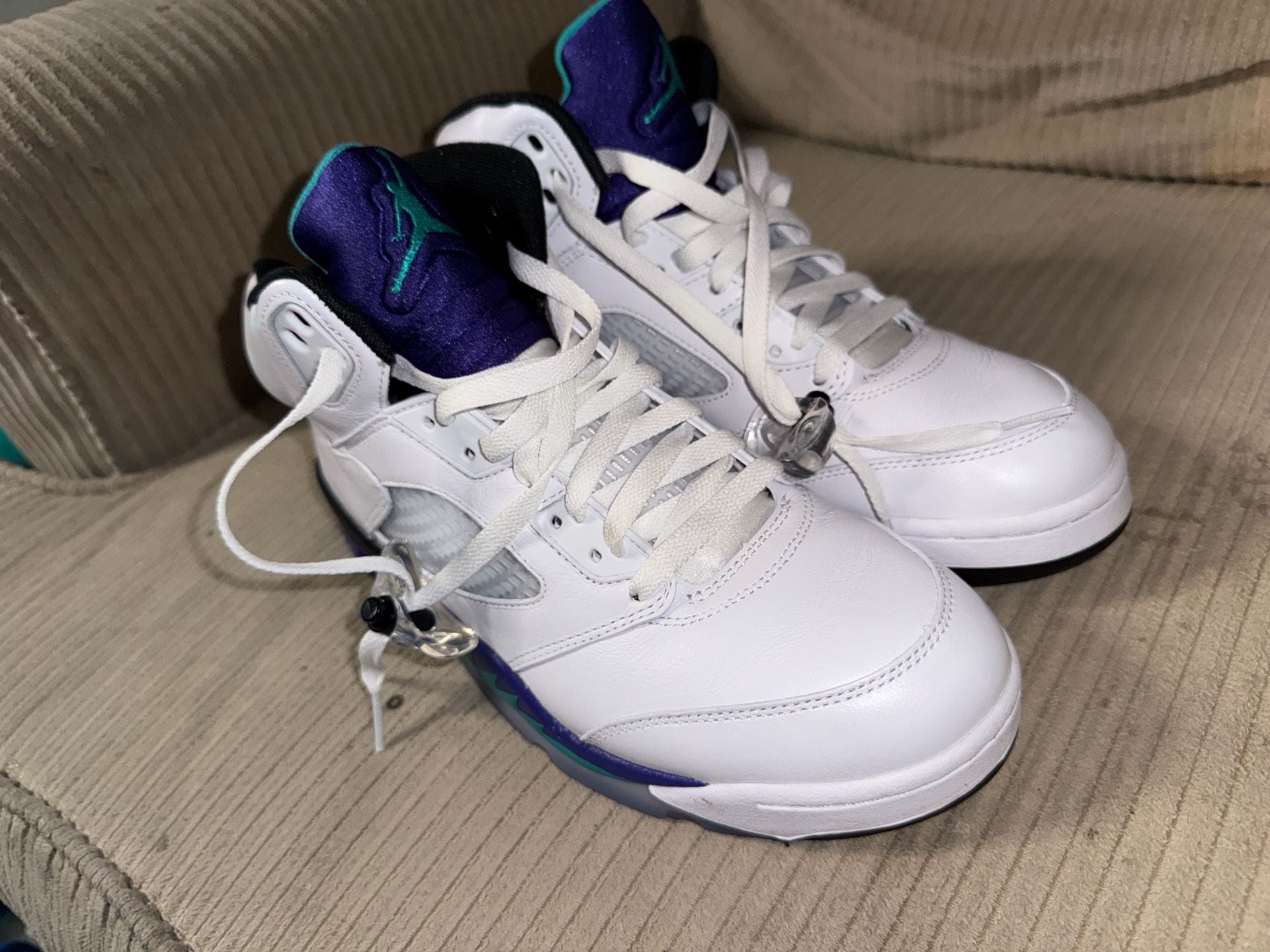 DS NIKE AIR JORDAN 5 V GRAPE 2013 FRESH PRINCE sz 9.5 iv xi xiii iii presto max 5
