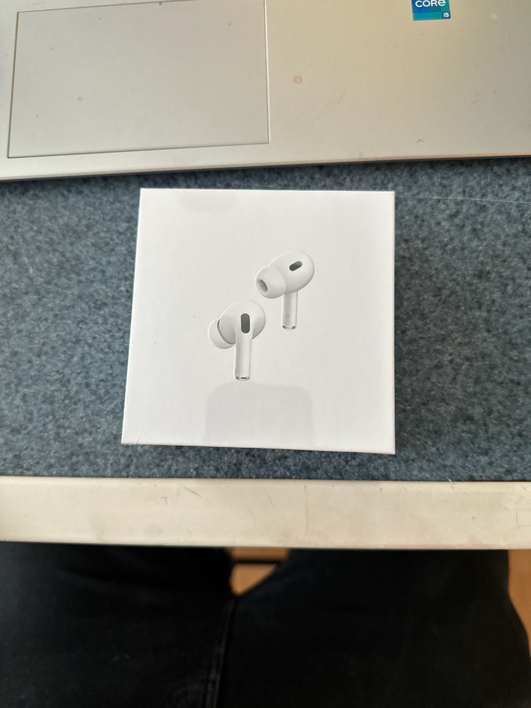 Apple AirPods Pro (2nd Generation) with MagSafe Charging Case (USB-C) 1