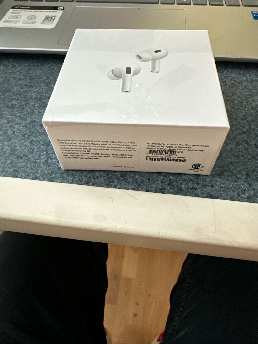 Apple AirPods Pro (2nd Generation) with MagSafe Charging Case (USB-C) 2
