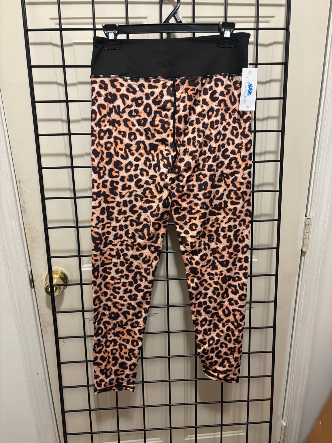 Leggings Leopard Print High Waisted Yoga Pants with Mesh Inserts 4