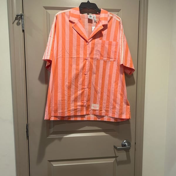 adidas Originals Women's Resort SS Shirt in Semi Pink Spark