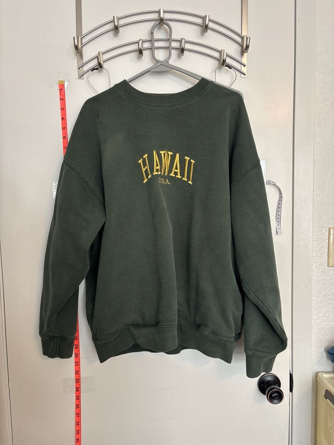 Brandy Melville John Galt Green Hawaii Crew Neck Sweatshirt 2