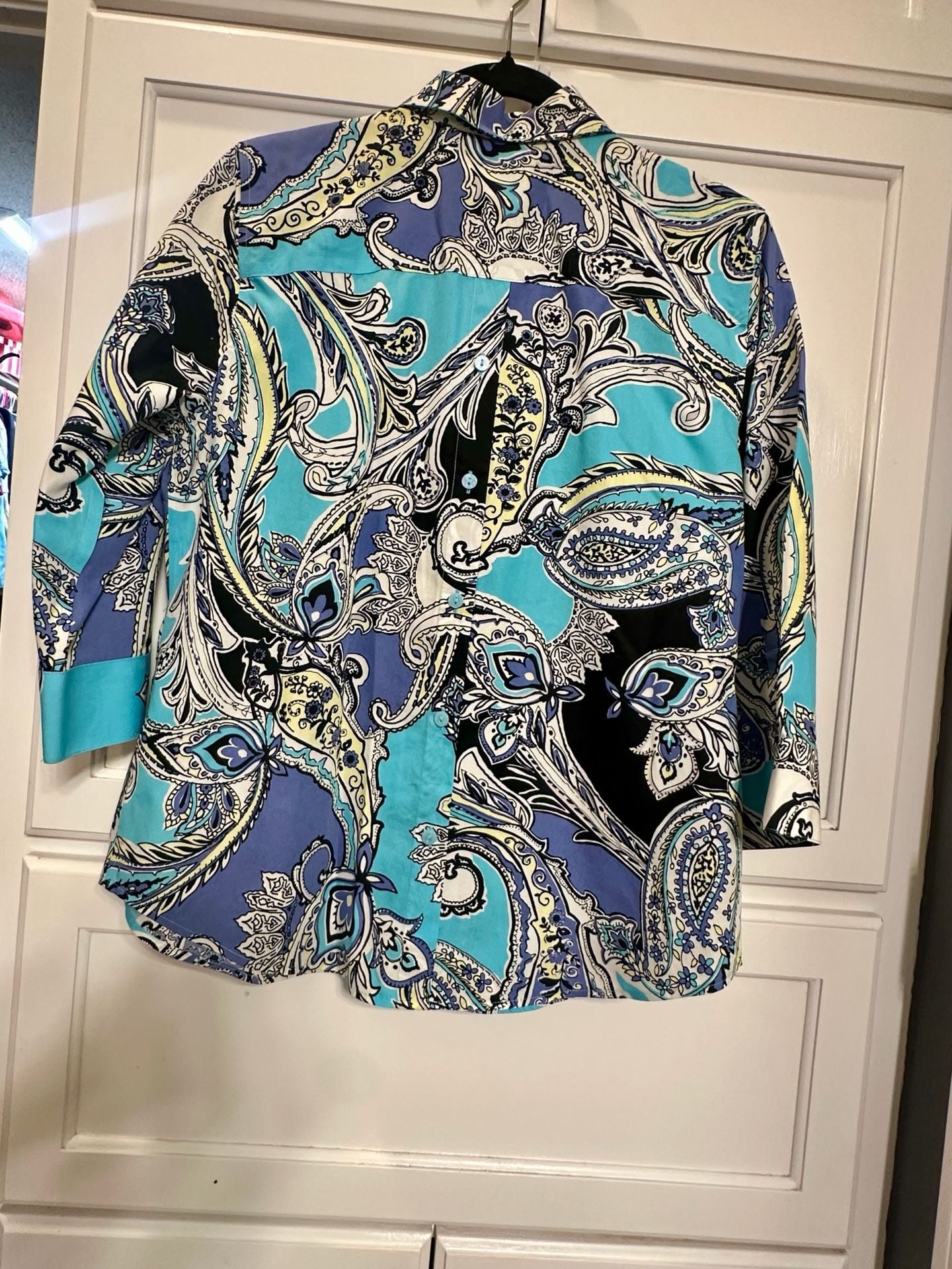 Chico’s Cotton Blue Paisley Tunic Small Coastal Resort Boho Blue Black No Iron Size 0 7