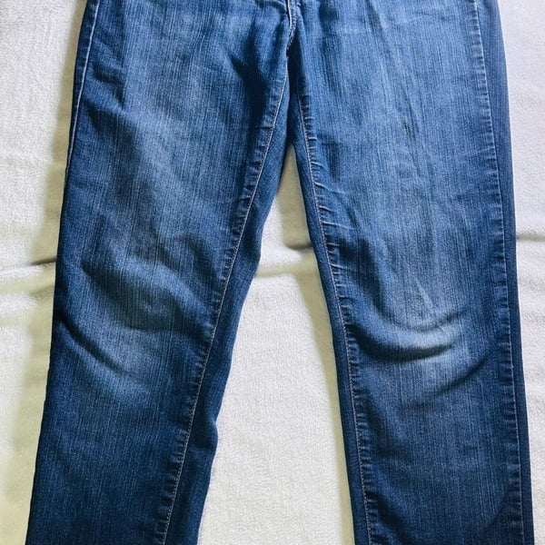 PAIGE Skyline Skinny Jeans in Dark Wash Size 26