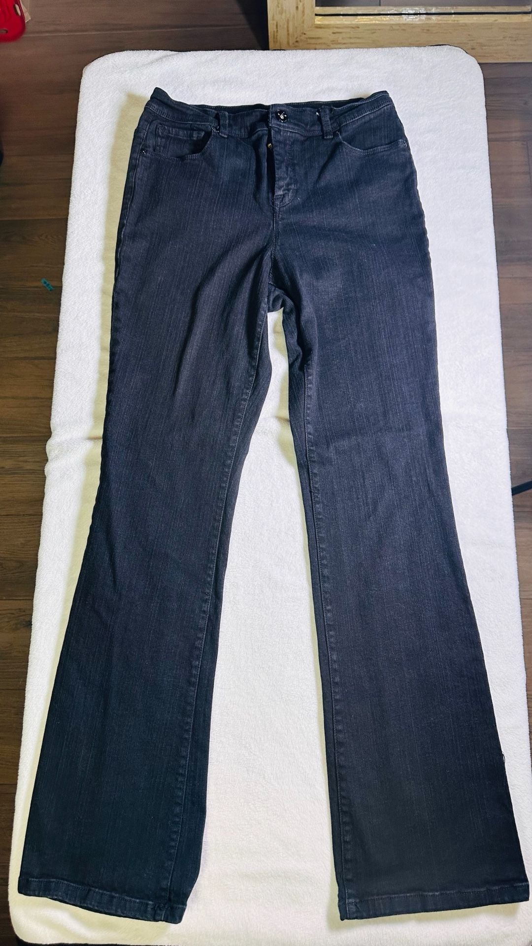 Style & Co. Tummy Control Bootcut Jeans Size 8 Black Wash 2