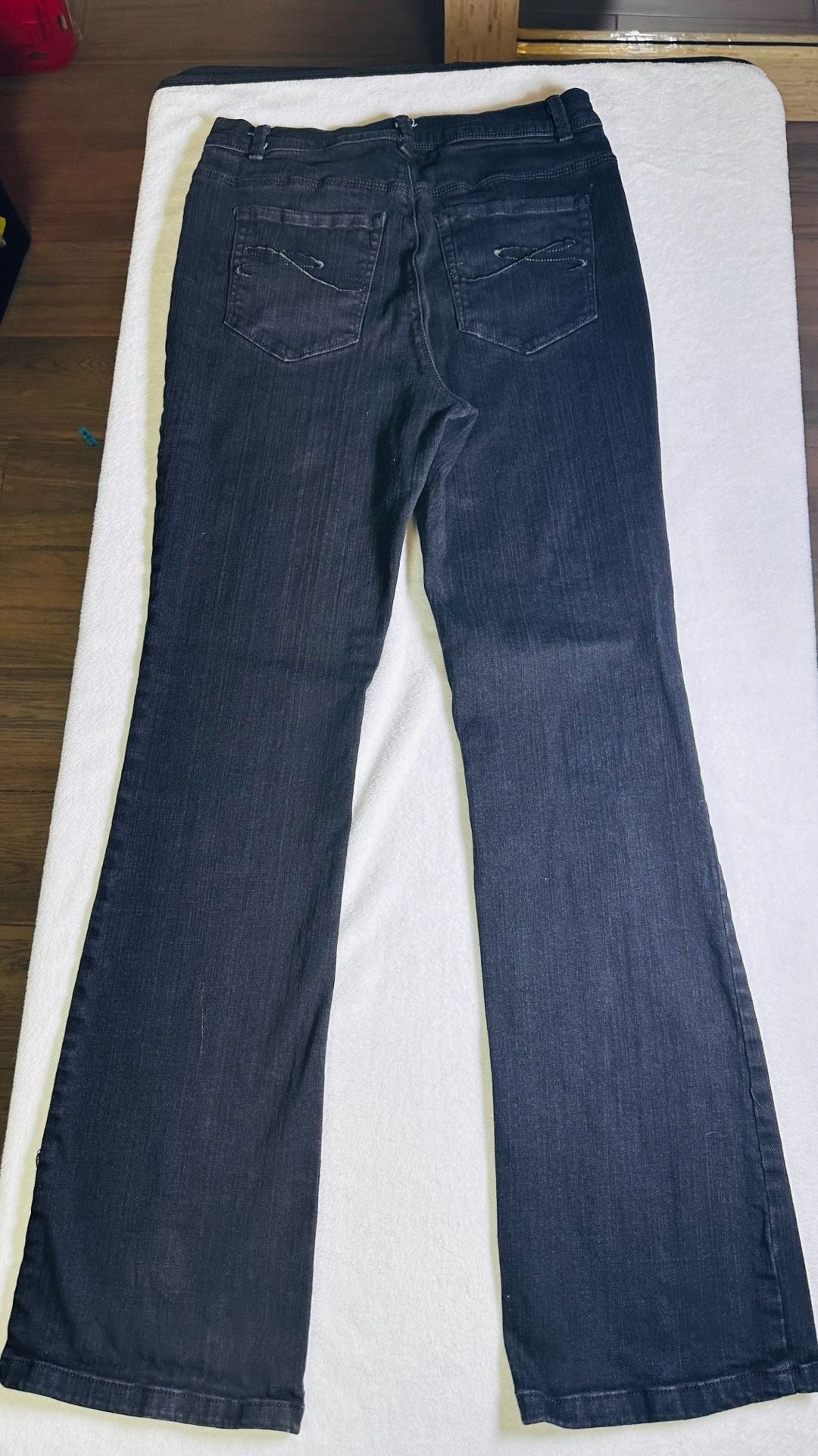 Style & Co. Tummy Control Bootcut Jeans Size 8 Black Wash 6