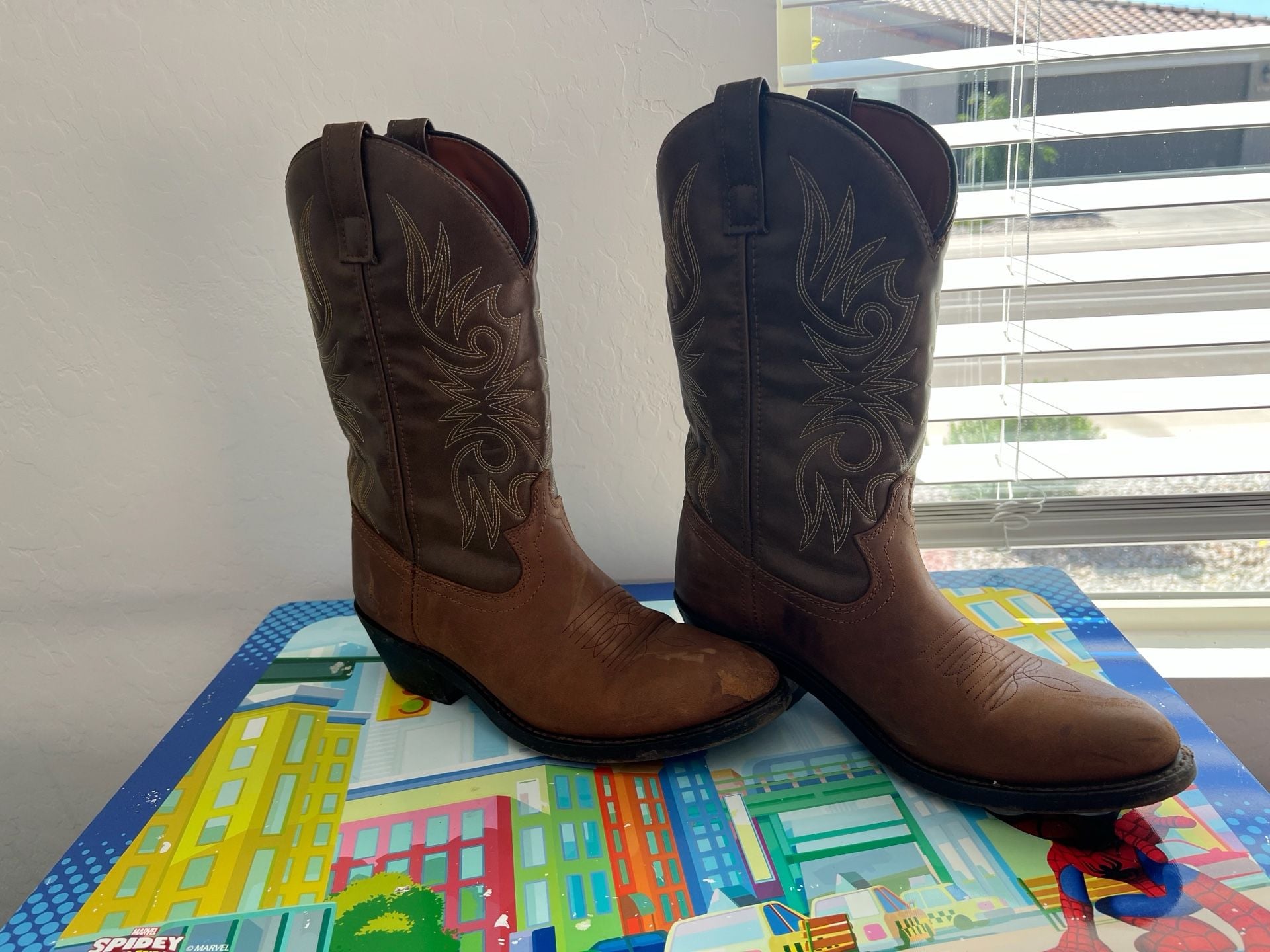 Laredo Men's 4242 Paris Western Boots 12" R-Toe Leather Distressed Tan Size 10D 4