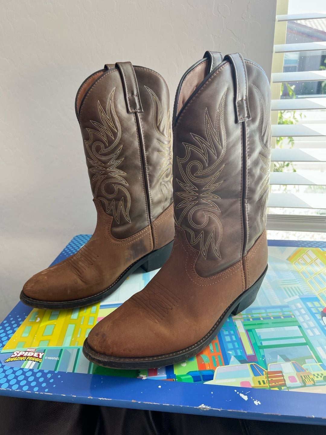 Laredo Men's 4242 Paris Western Boots 12" R-Toe Leather Distressed Tan Size 10D 8
