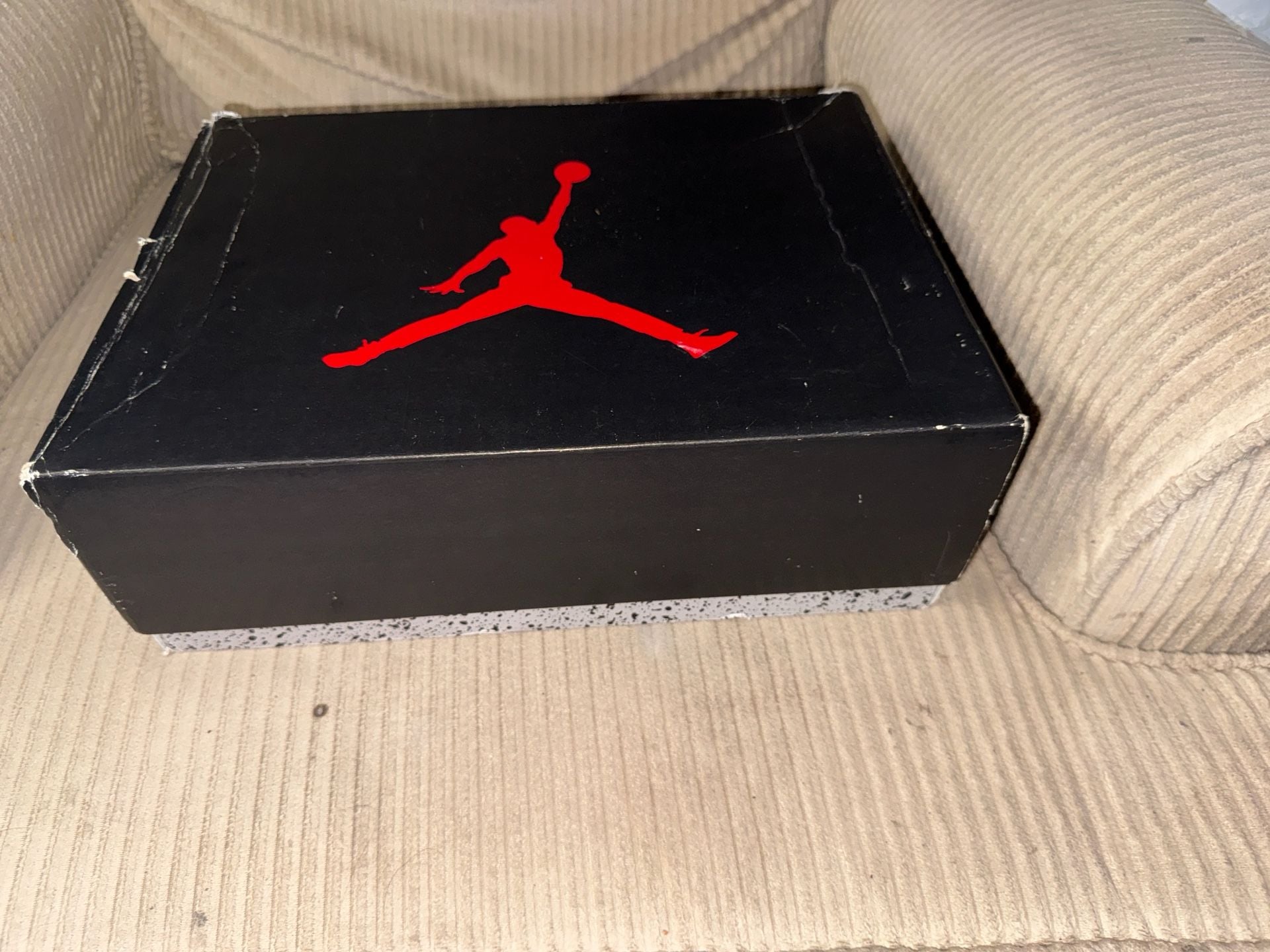 Air Jordan 11 “CHERRY” White/Red CT8012-116 Sz 9.5 6