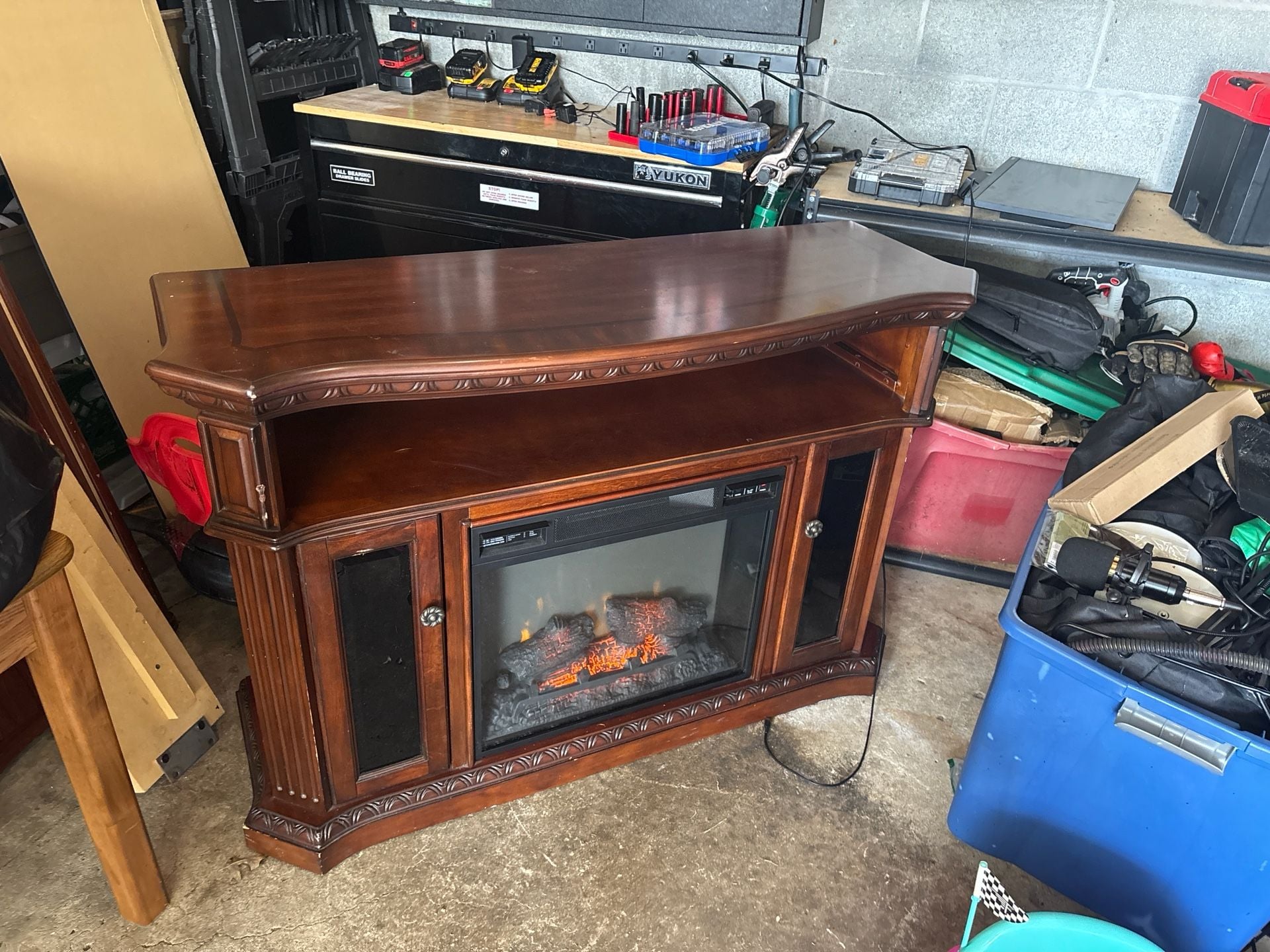 ELECTRIC FIREPLACE 2