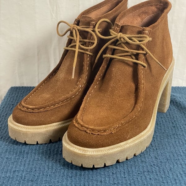 Lucky Brand Hollia Suede Lace-Up Lug Sole Heeled Booties in Cognac
