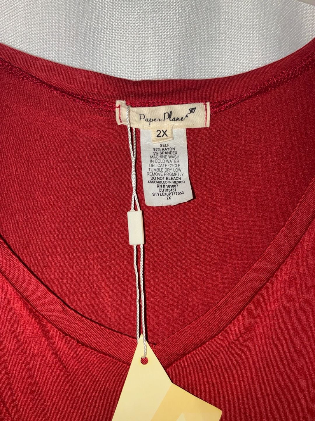 NWT Paper Plane Women's Plus Size 2X Red V-Neck Rayon Spandex Short Sleeve Tunic Top 4