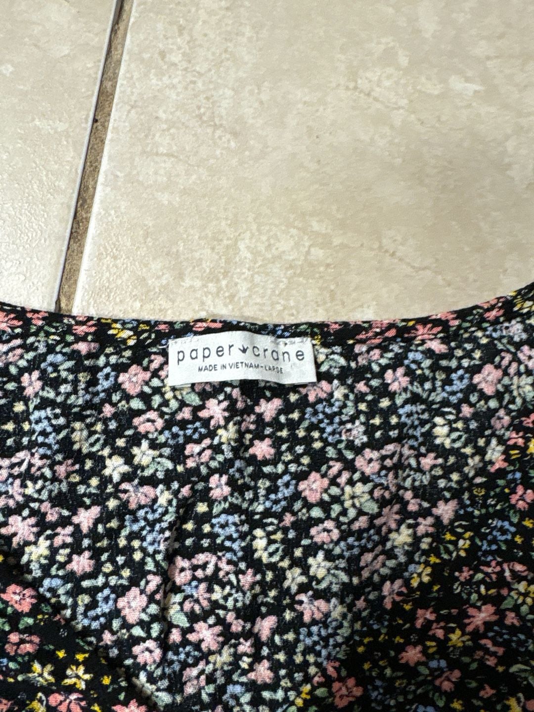 Paper Crane Floral Long Sleeve Smocked Hem V-Neck Top 3