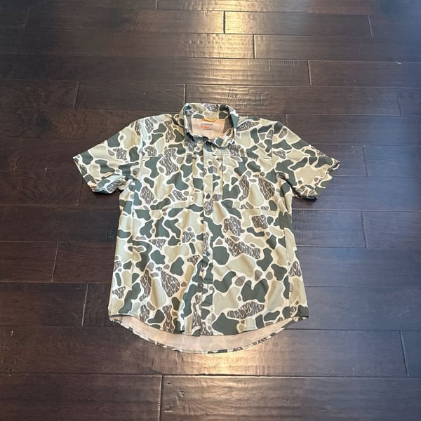 Magellan Outdoors Hunt Gear Men's Short Sleeve Camo Ripstop Fishing Shirt