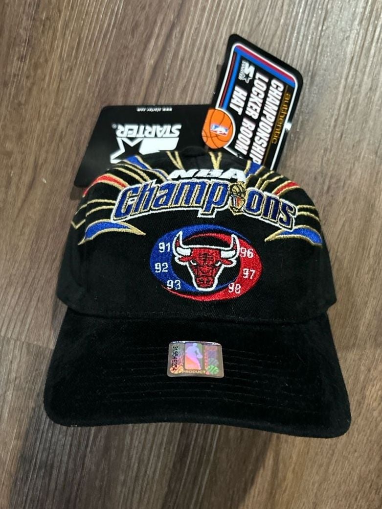 Vintage 1998 Chicago Bulls NBA Champions Locker Room Hat NWT 2