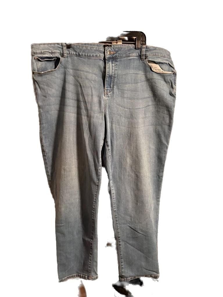 Dressbarn Woman Plus Size 22W Light Wash Mid Rise Straight Leg Jeans 2