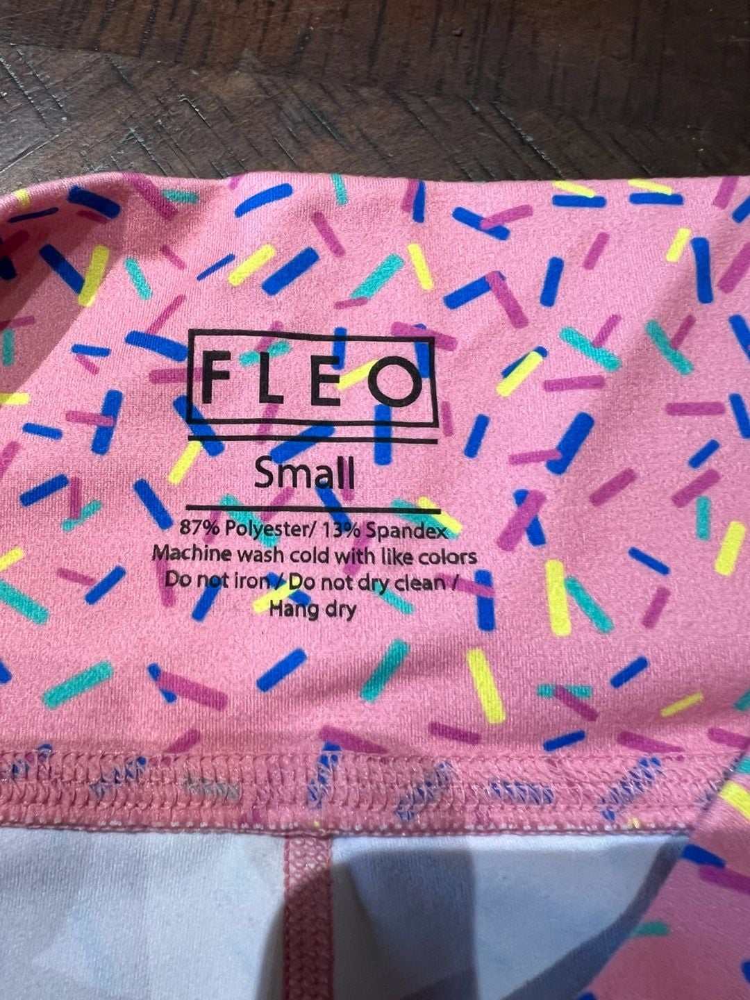 FLEO Women's Pink Sprinkles High-Waisted Gym Shorts Small 4