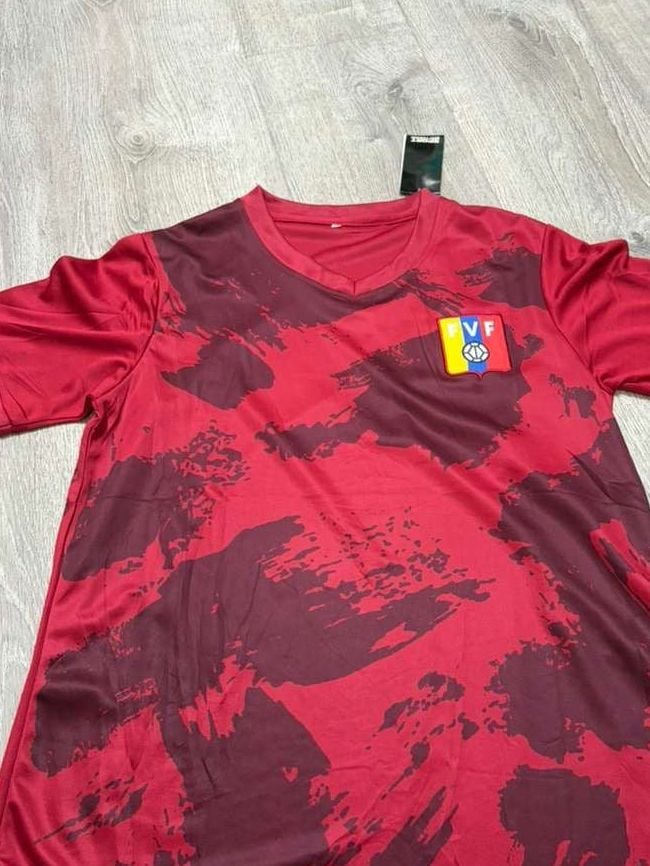 Venezuela Soccer Jersey 2024-2025 Red Camo Training Shirt 3