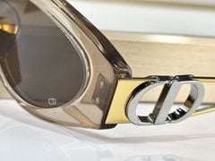 Dior 30Montaigne B6I Cat-Eye Sunglasses with CD Logo Gold Tone Temples 3