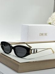 Dior 30Montaigne B6I Cat-Eye Sunglasses with CD Logo Gold Tone Temples 14